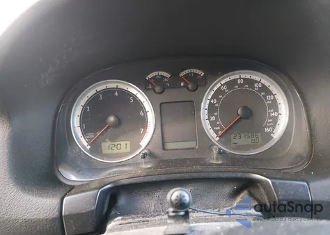 2004 Volkswagen Jetta Gls 1.8T из США, поврежденный, VIN 3VWSE69M44M056803